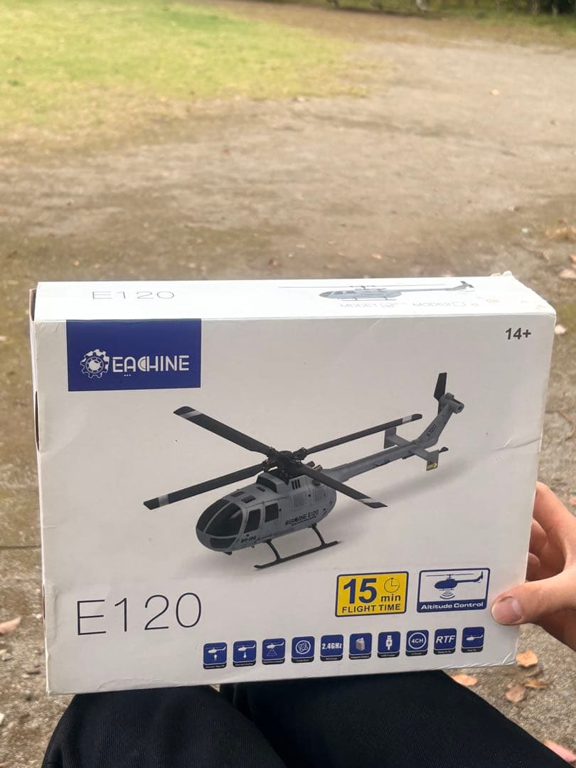 Eachine E120 ヘリコプター模型 15分飛行