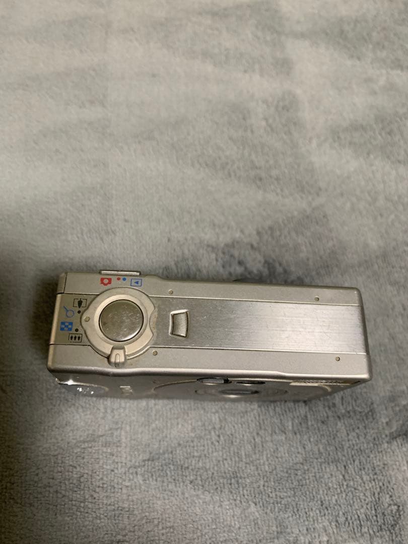 Canon IXY DIGITAL 2.1メガピクセル　ケーブル付き　平成レトロ