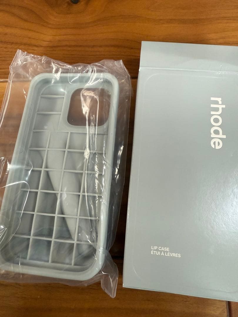 rhode iPhone 16 Pro リップケース グレー公式サイト購入