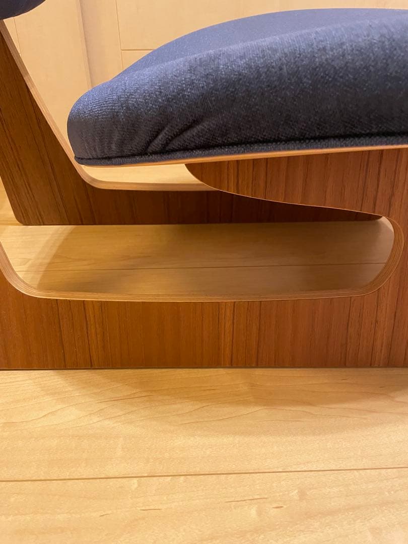 天童木工　低座椅子　ネイビー