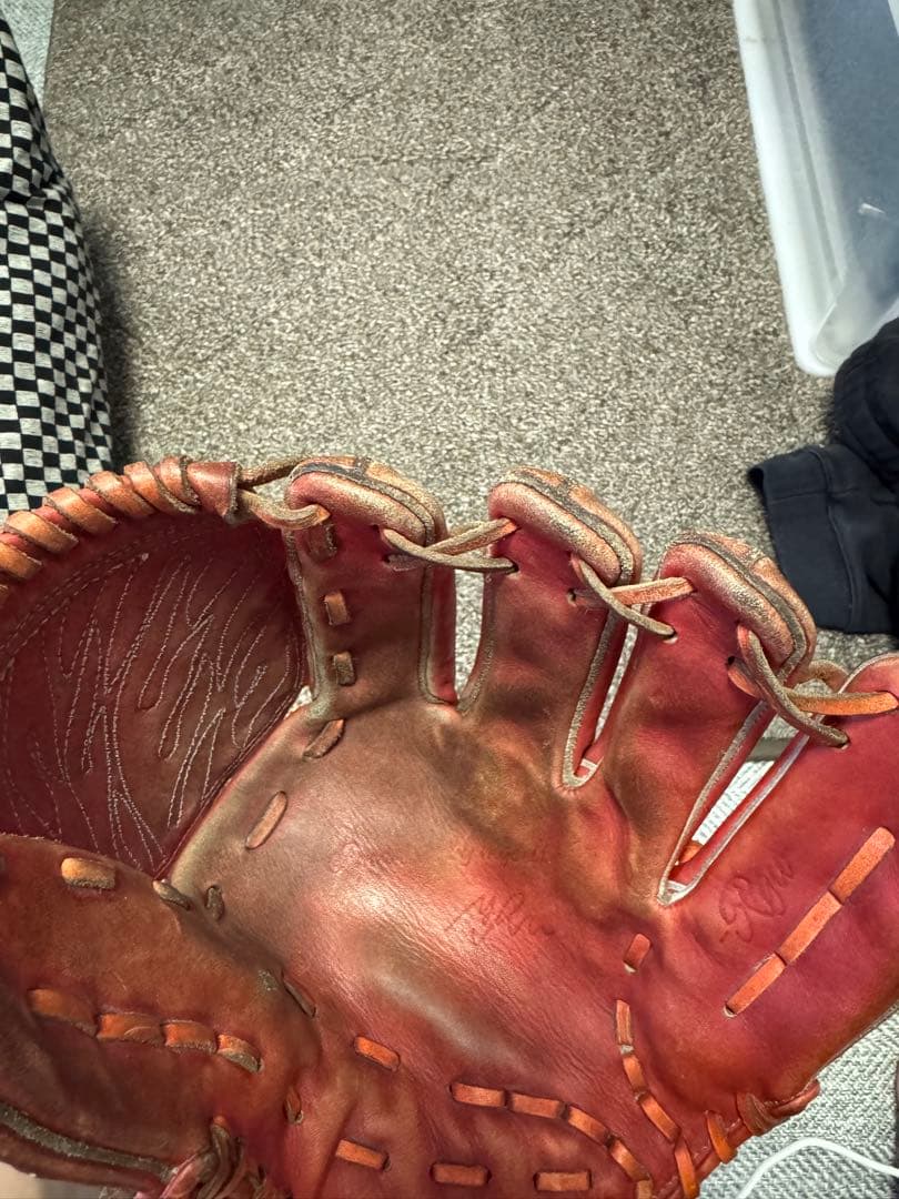 リュウ硬式野球グローブ 投手用