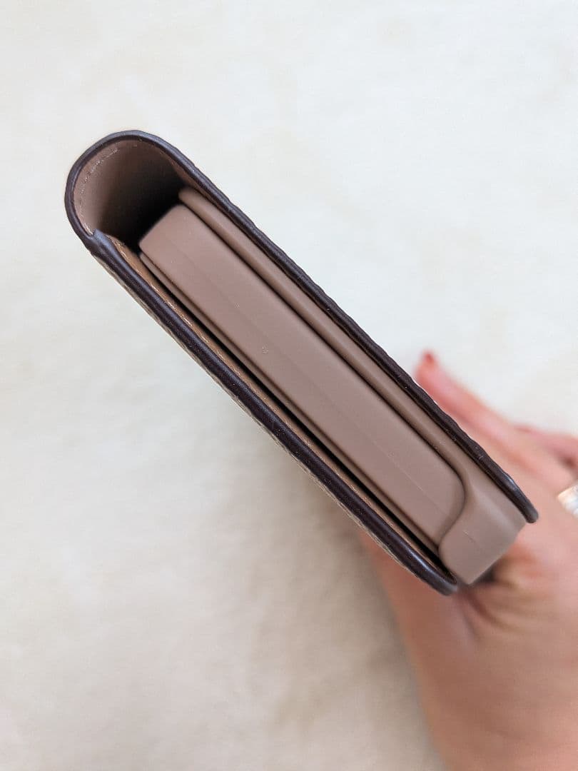 新品　希少色　コーチ　iPhone12mini対応ケース　シグネチャー　即日発送