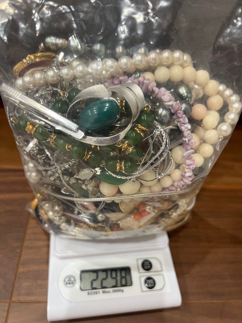 イミテーションアクセサリー まとめ売り 約2.2kg