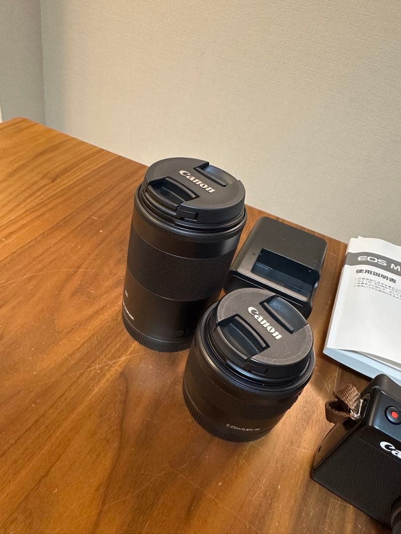 【美品】Canon EOS M100 ミラーレス一眼