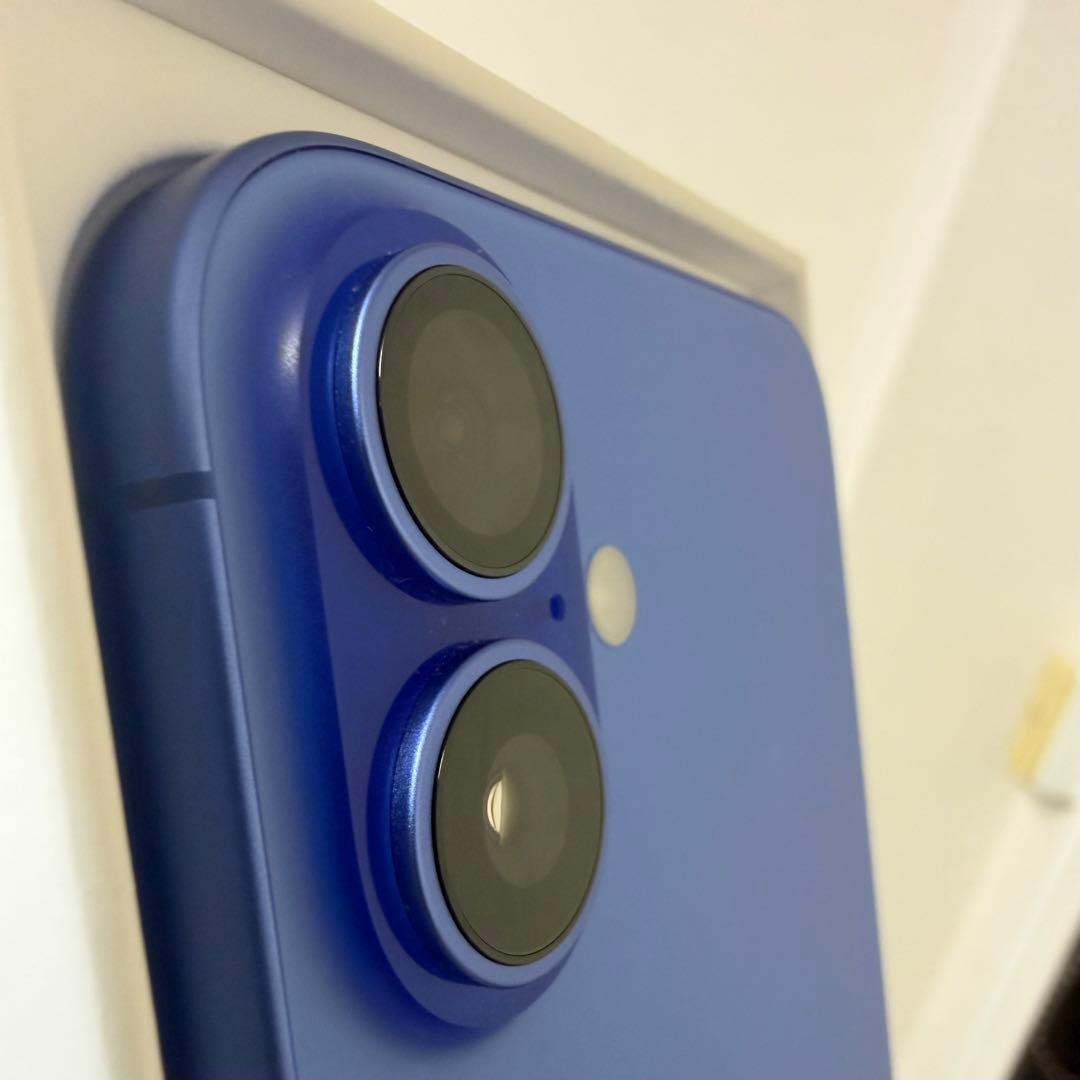極美品 iPhone16 Plus 256GB SIMフリー ウルトラマリン