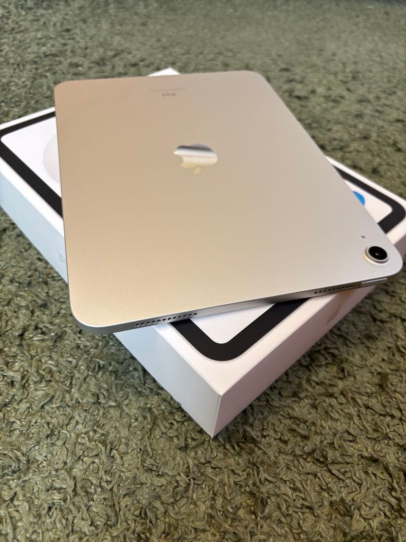 【美品】iPad 第10世代 (Wi-Fi)本体 シルバー