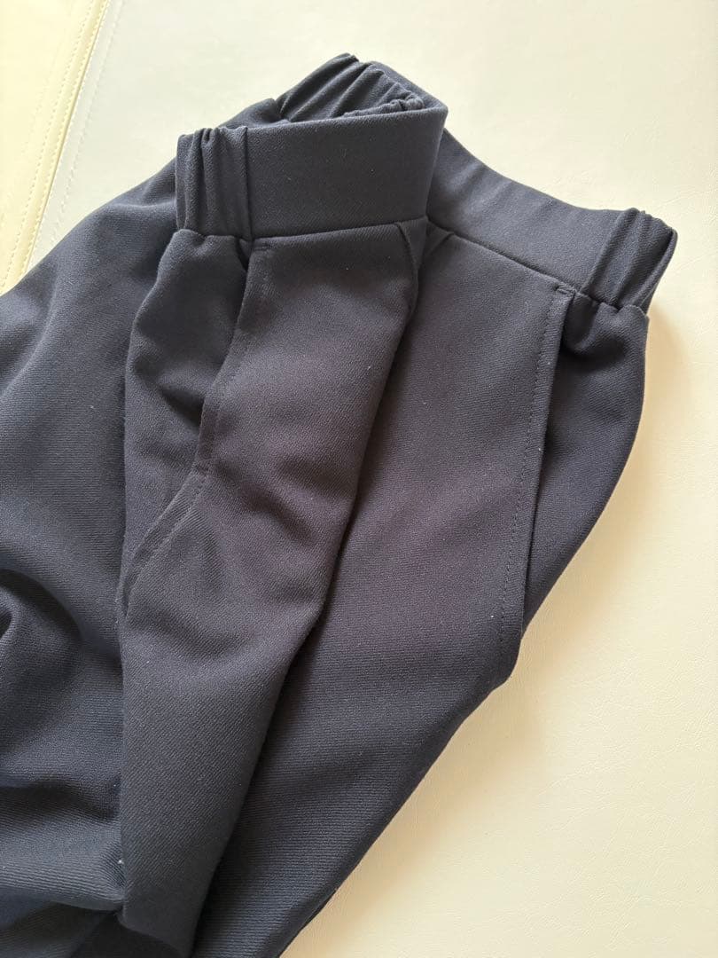 【OUR】LEE別注　洗える裏起毛のあったかテーパードパンツ　ネイビー