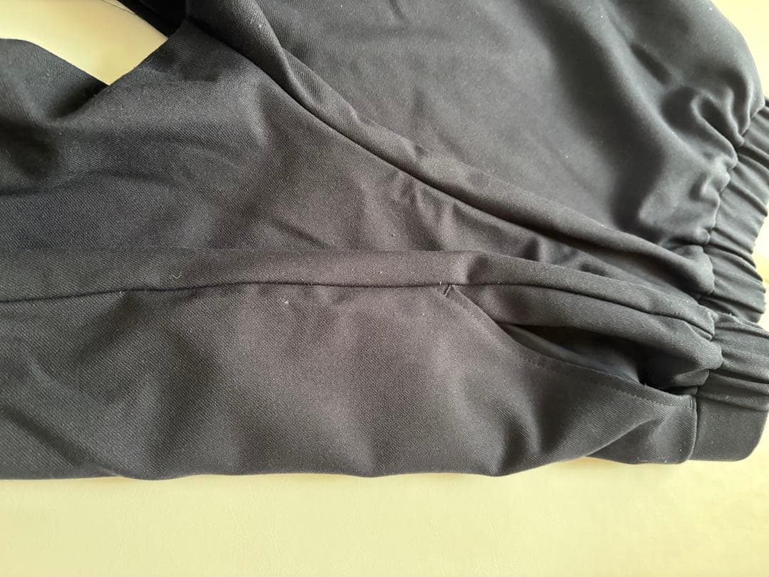 【OUR】LEE別注　洗える裏起毛のあったかテーパードパンツ　ネイビー