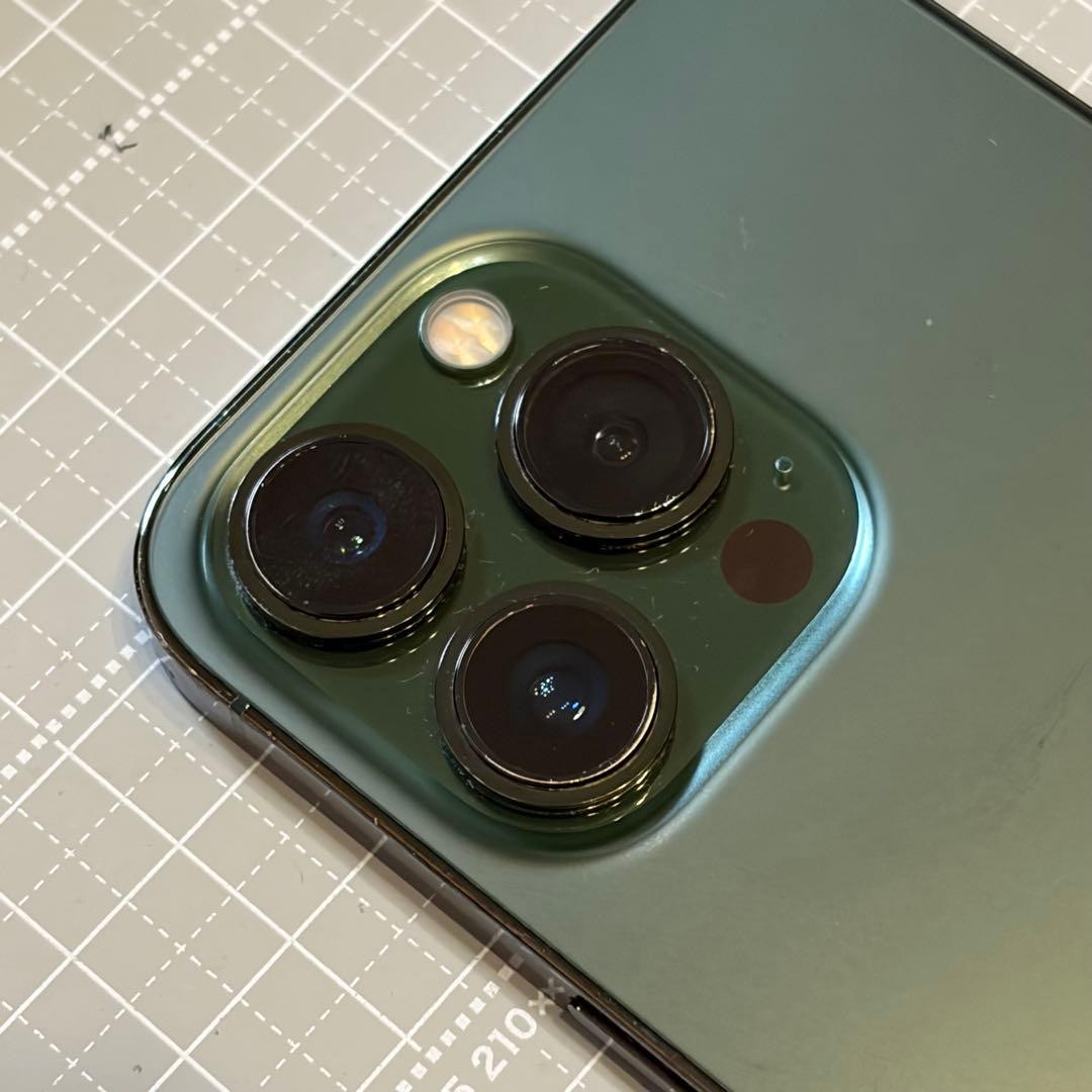 iPhone13 Pro 256GB アルパイングリーン バッテリー84%