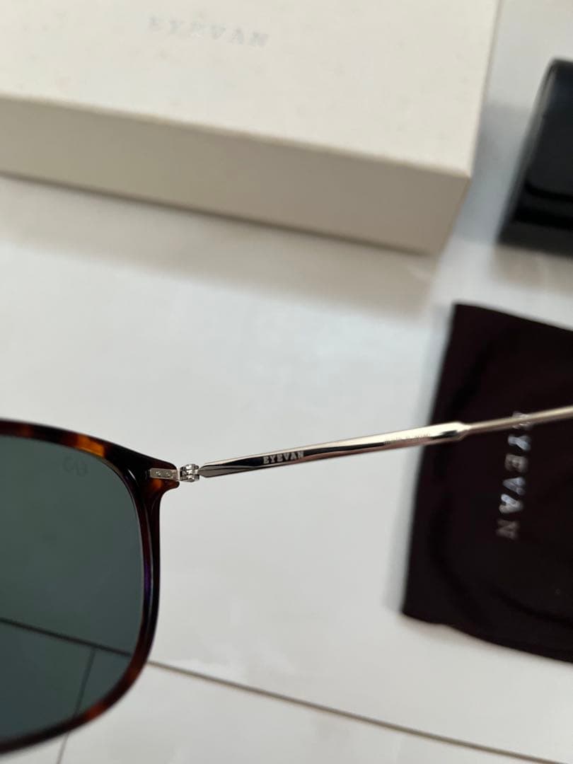 小物 EYEVAN Caldwell SUN TORT