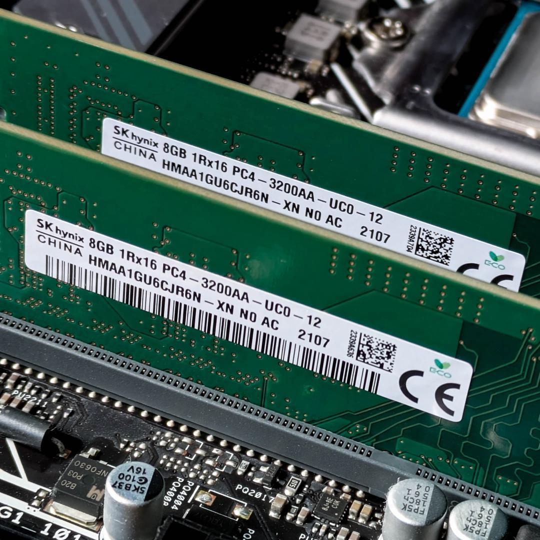 【動作品】i7-11700 16G H570 CPUメモリマザーセット