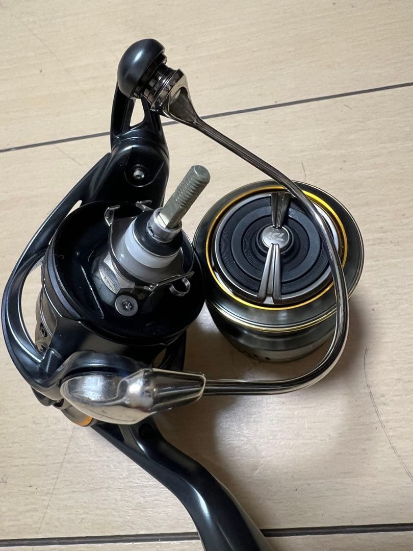 @*@様 ダイワ スピニングリール 23エアリティ LT2000S-H