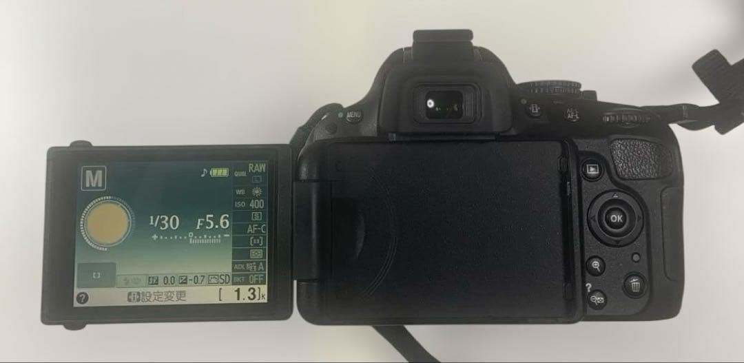 Nikon ニコン D5100 18-55 VR レンズキット　一眼レフ