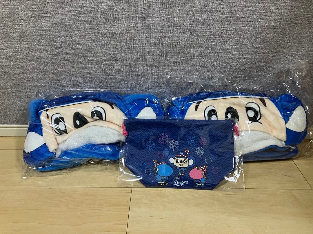 【新品未開封】ドアラ なりきり ブランケット2枚＋ドアラ巾着1個