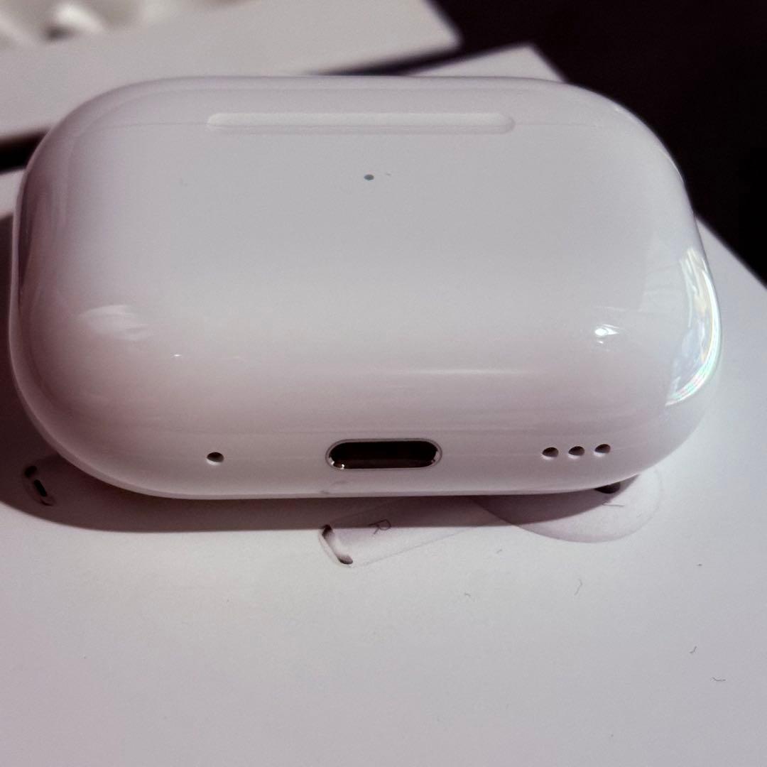 Apple AirPodsPro2 USBC版