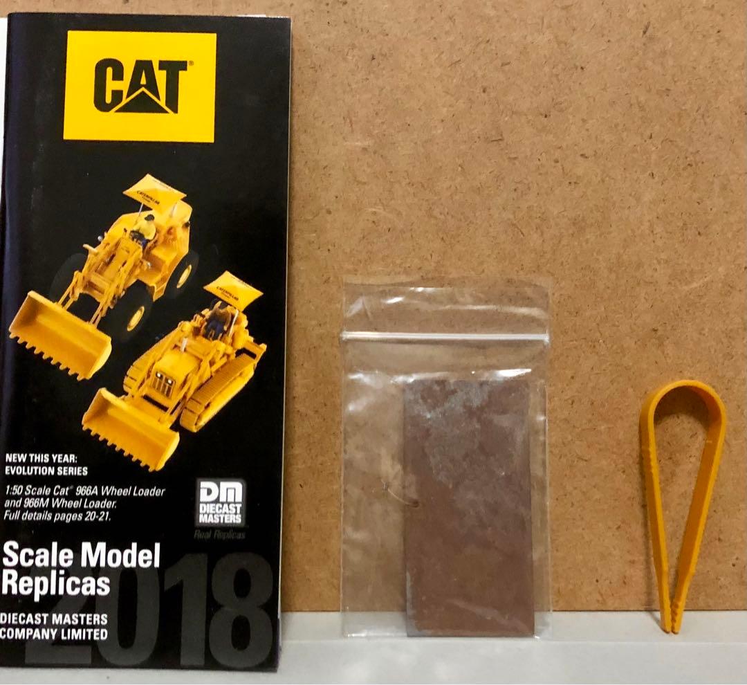 キャタピラーCAT 320 油圧ショベル　ケンクラフトモデル 1/50