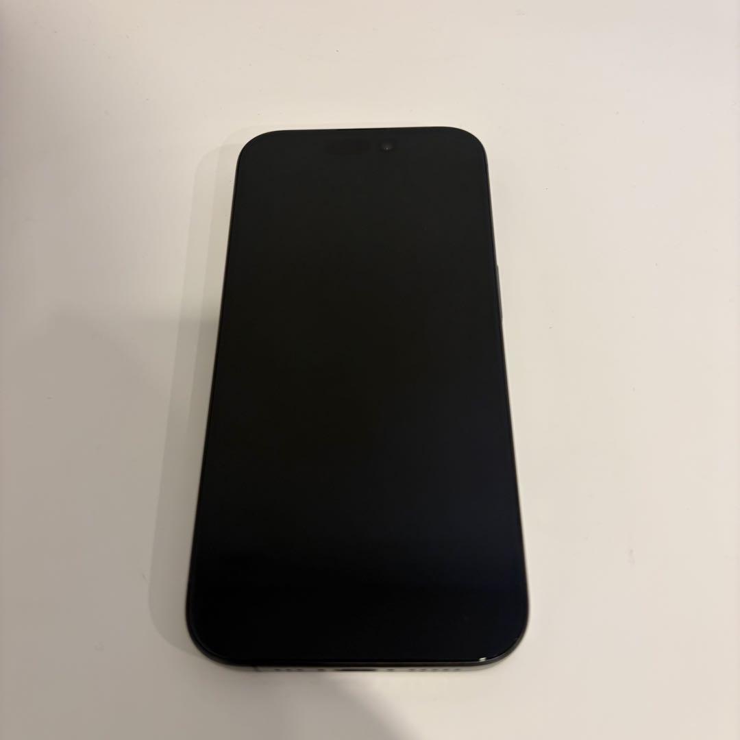 iPhone 15 Pro ブラックチタニウム128GB SIMフリー