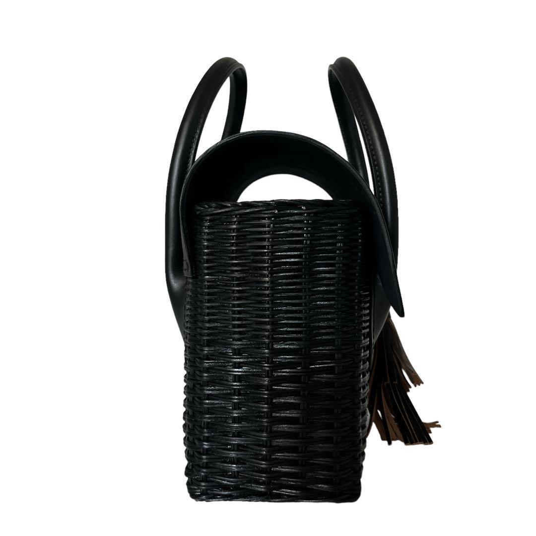 みぃたん様　カービングトライブス　かごバック　ラタン　ターンロック　ゴールド金具