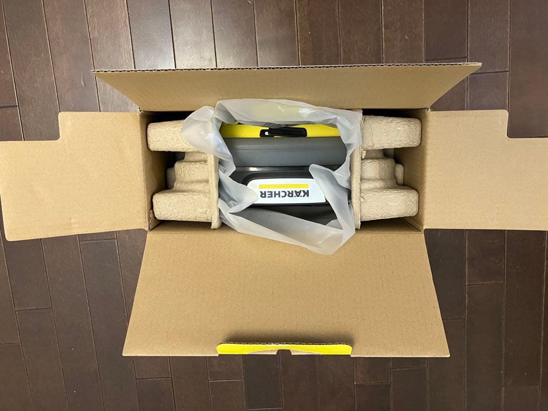 【新品】車、ペット、窓ガラスなどの掃除に⭐️ ケルヒャー　モバイル洗浄機