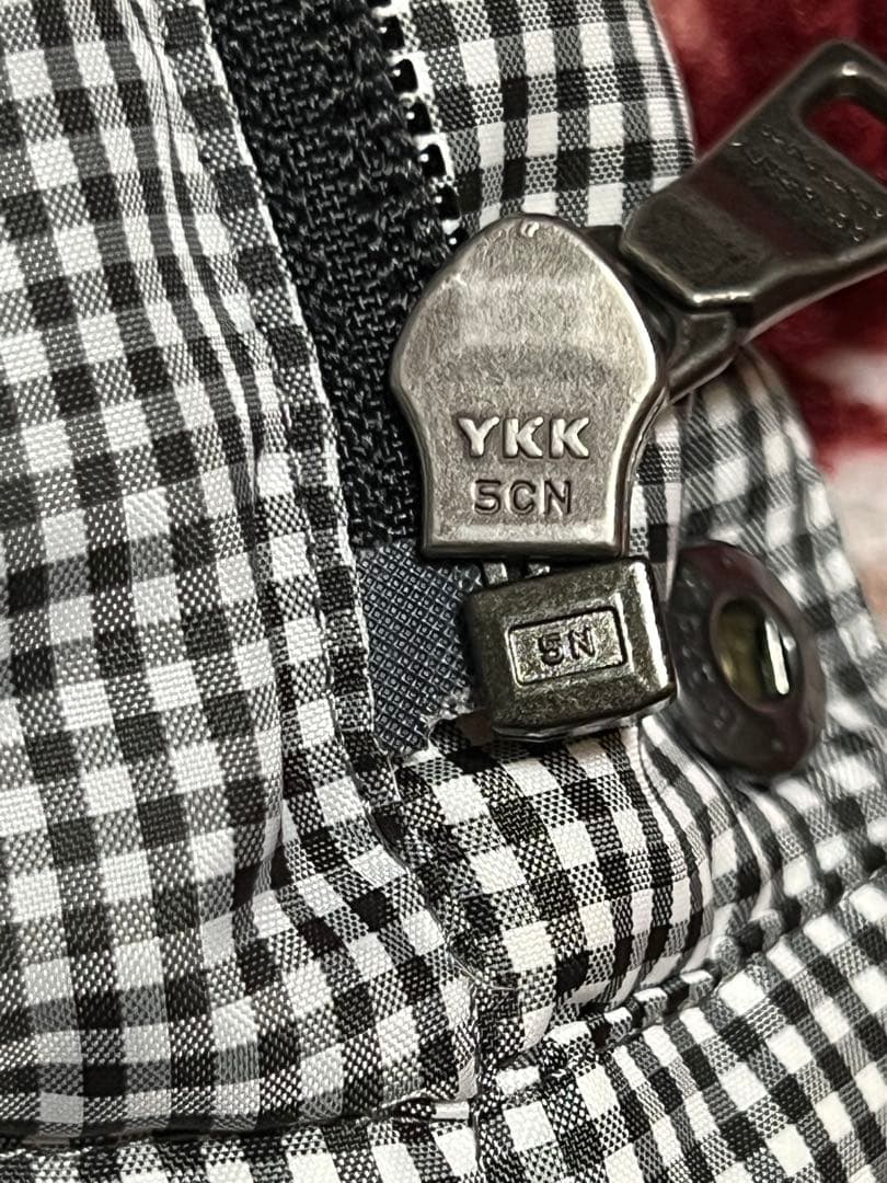 バーバリーブラックレーベル ダウンベストBURBERRY BLACK LABEL