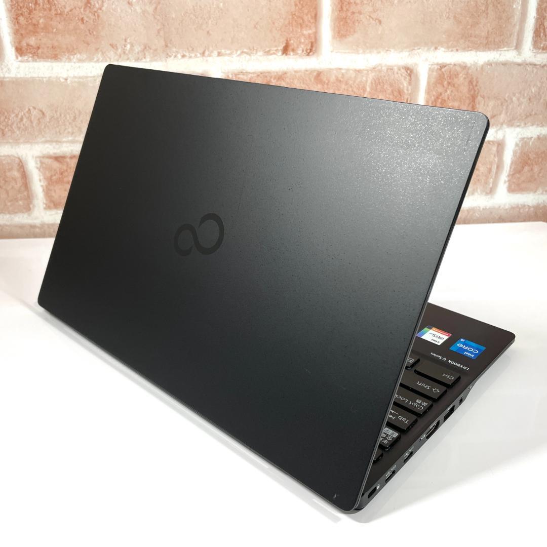 2021年製 軽量モデル 第11世代 Corei5 13.3型 富士通 H37