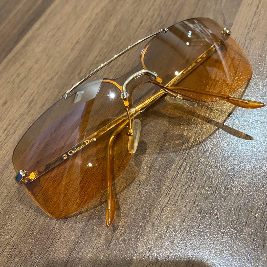 Christian Dior ゴールドシールドサングラス