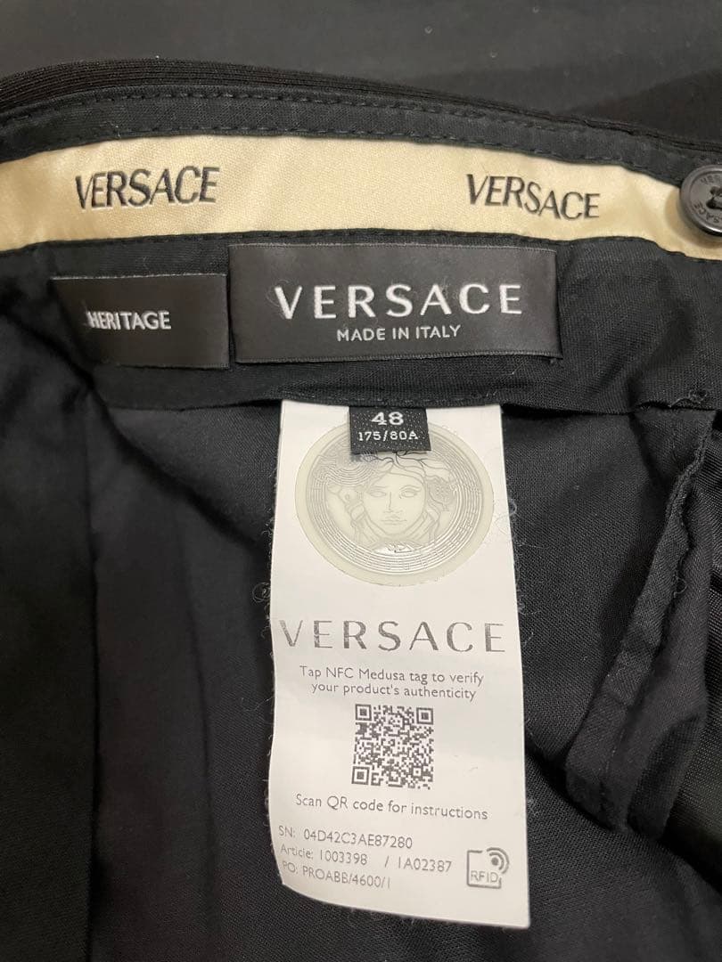 レーヨン  Gianni Versaceワイドパンツスペアボタン付き