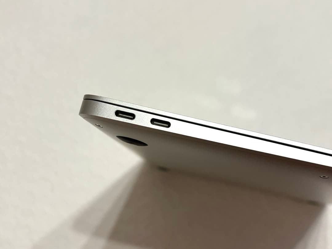 MacBook Air M1 13インチ 8GB 256GB【元箱・付属品あり】