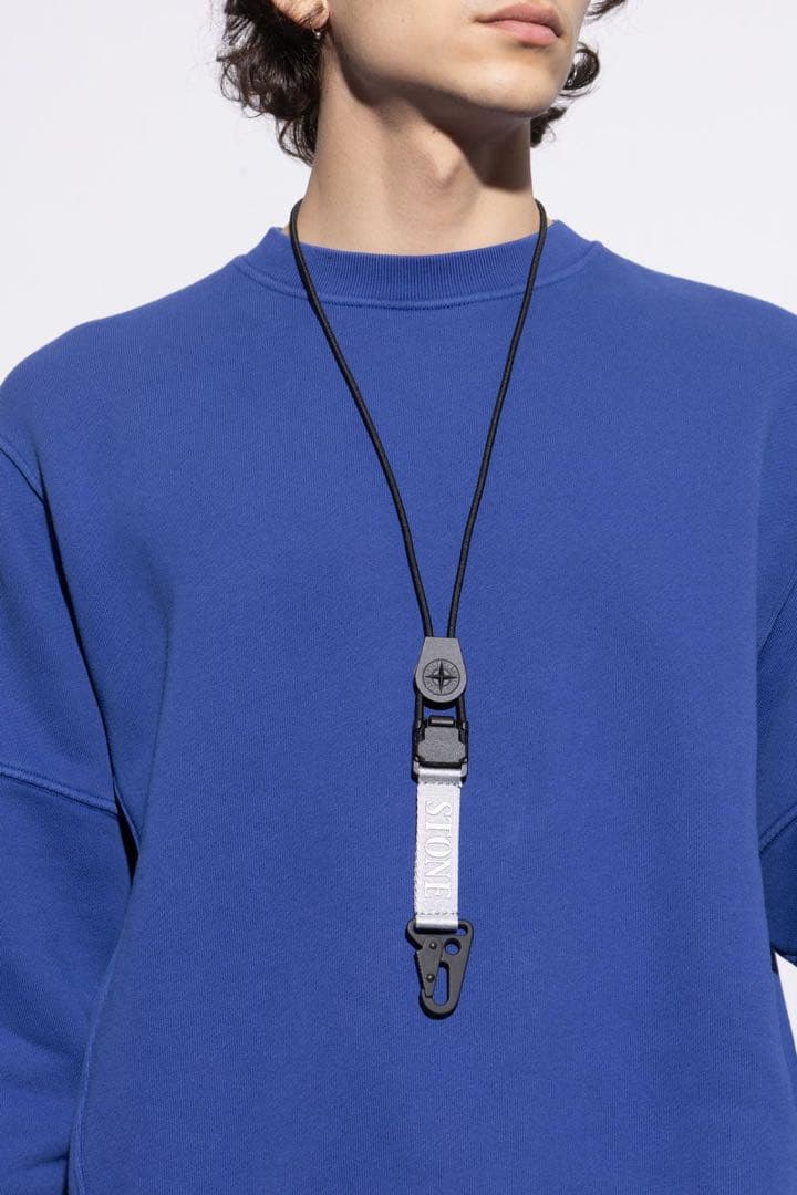 STONEマグネットバックルネックストラップ　キーリング　ブルー