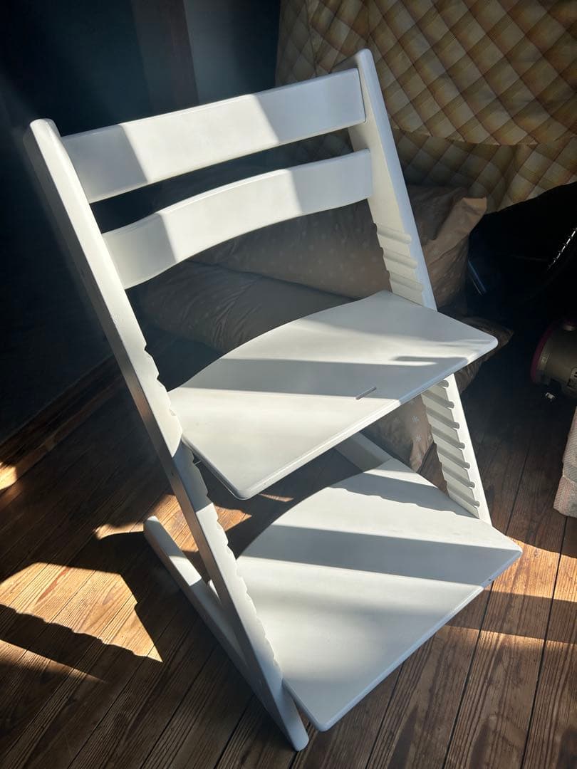 ストッケ　ホワイト ベビーチェア