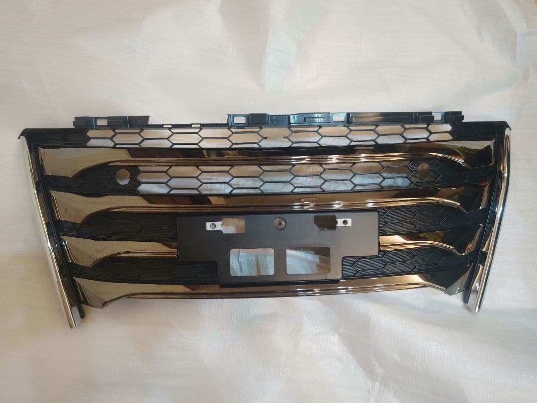 Honda オデッセイ RC1/RC2/RC4　純正 フロント ミドルグリル