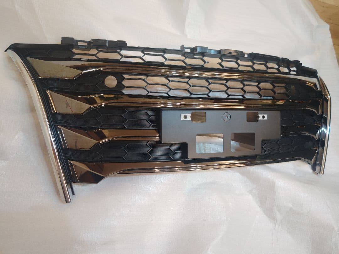 Honda オデッセイ RC1/RC2/RC4　純正 フロント ミドルグリル