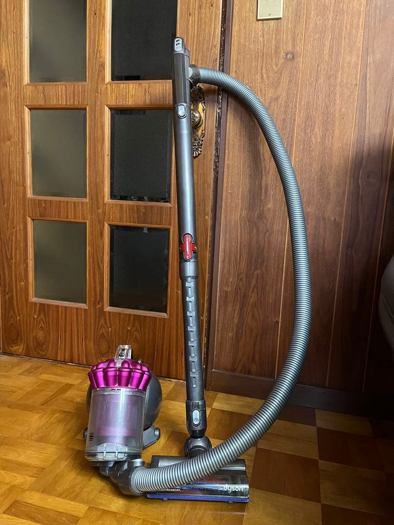 Dyson DC48 ダイソン 掃除機　送料込み