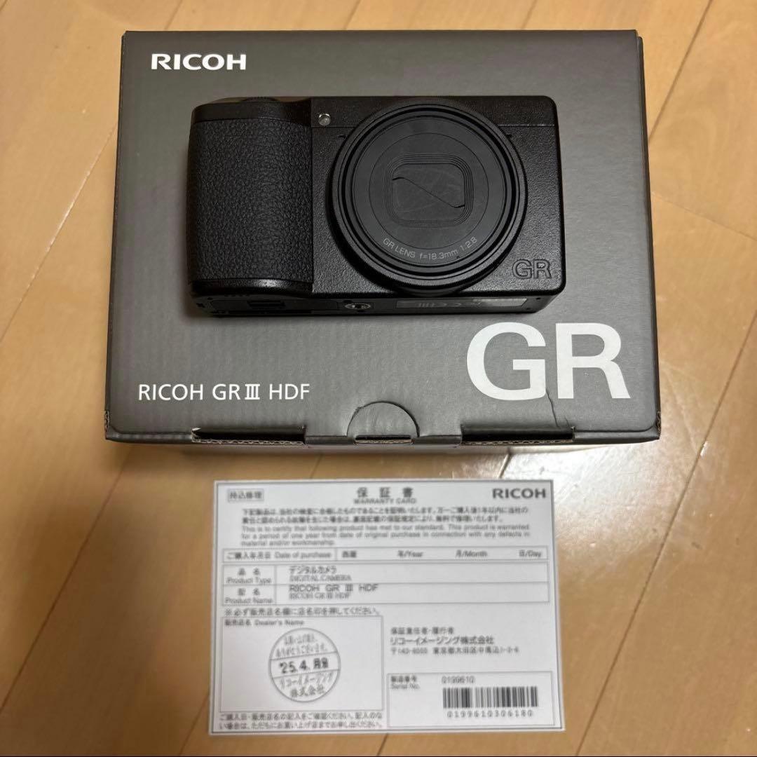RICOH GR III HDF デジタルカメラ　使用回数少　美品