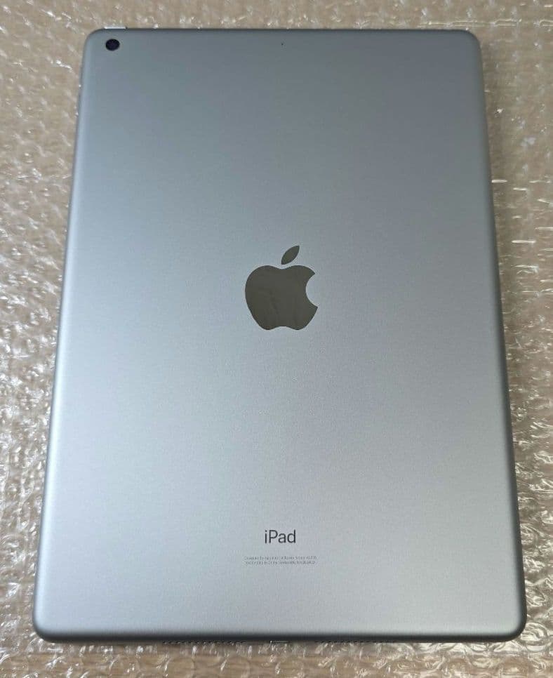 ゴ*読様 美品■iPad 8◼️電池極良品◼️純正アダプター充電ケーブル付属