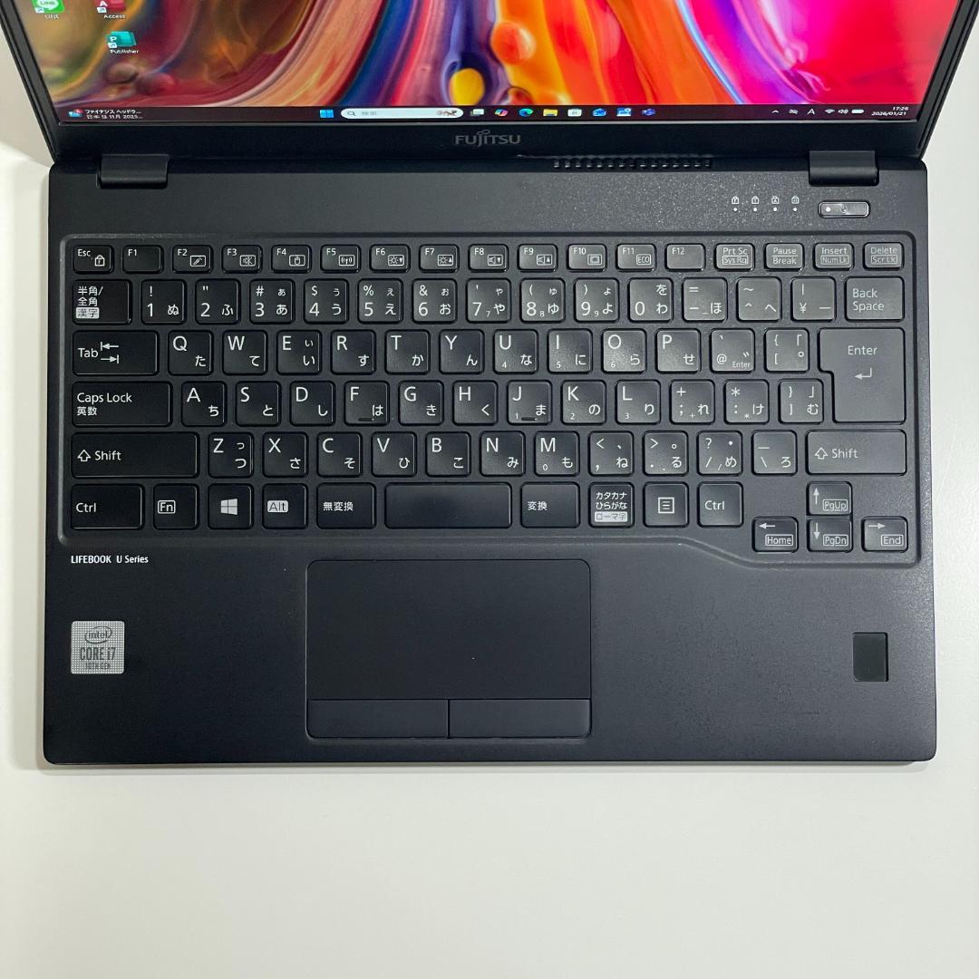 第10世代i7 富士通 U9310 ノートPC メモリ16GB 薄型軽量 SSD