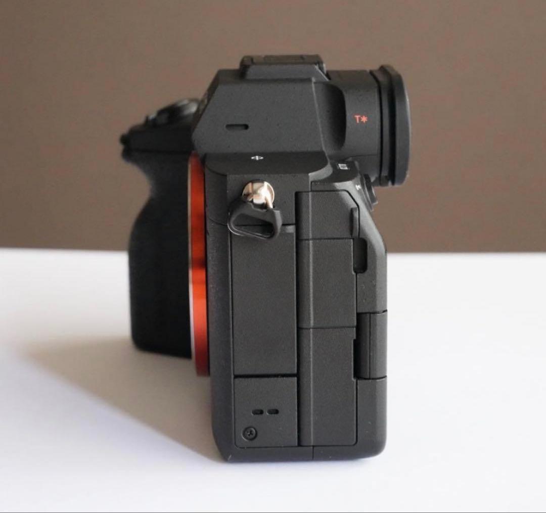 【極美品】SONY A7IV ILCE-7M4ボディ（2462回）