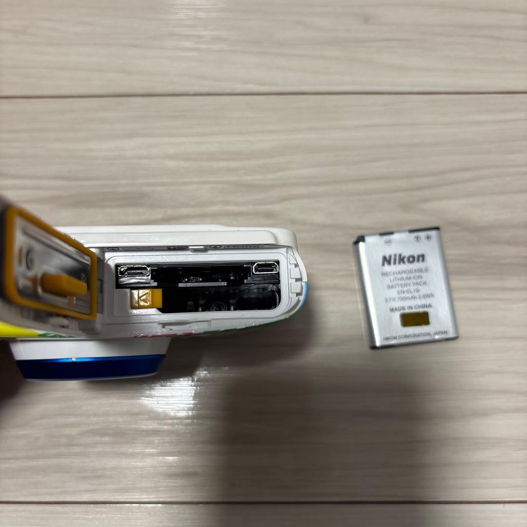 Nikon COOLPIX W100 防水デジタルカメラ