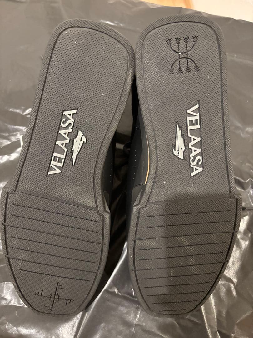 VELAASA（ヴェラーサ） のリフティングシューズ