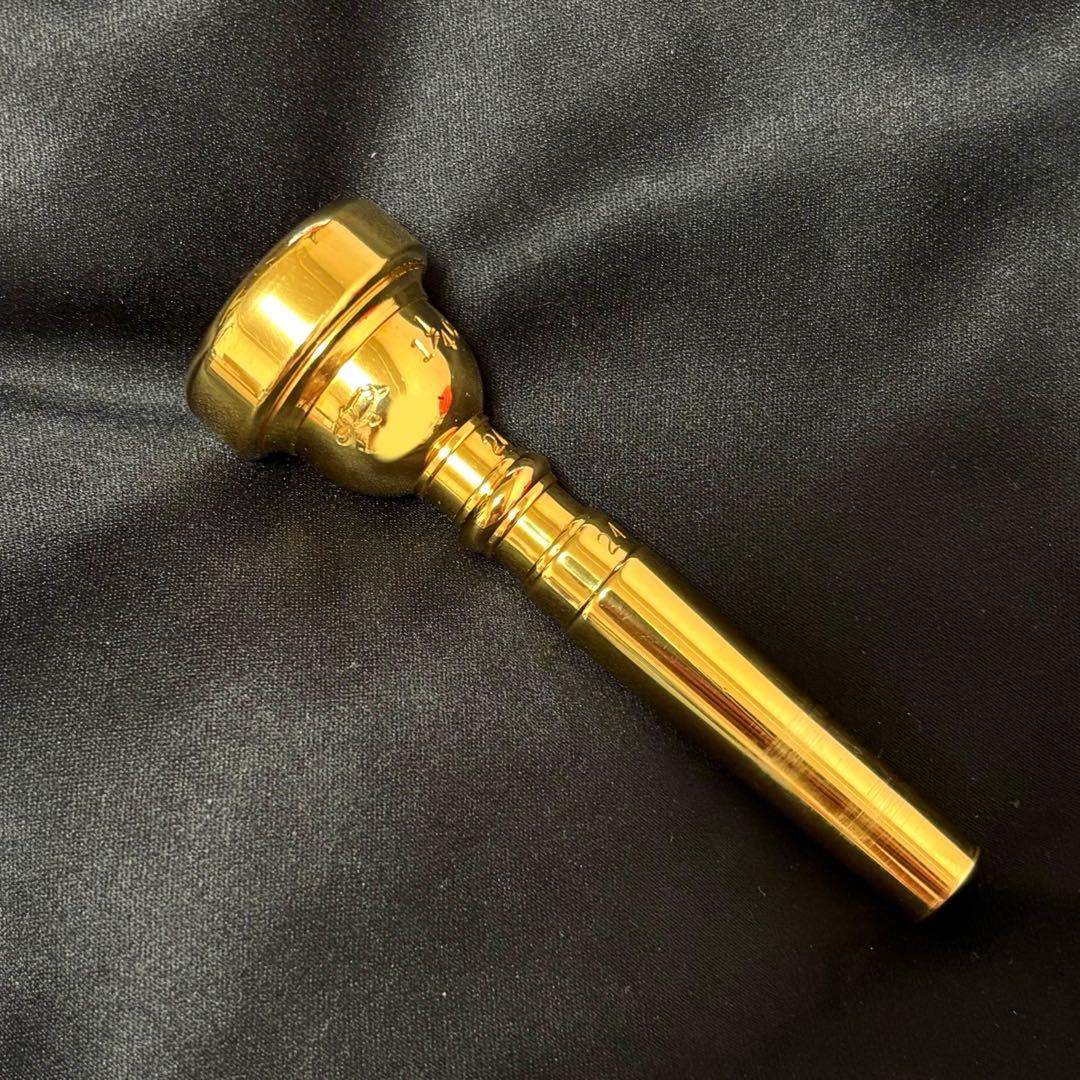 トシトランペットアトリエ トランペットマウスピース 1 1/4C GP 金メッキ