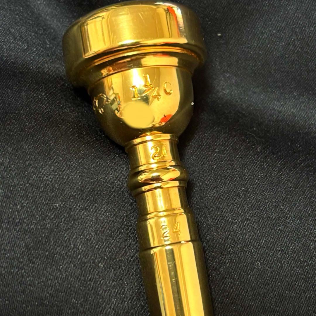 トシトランペットアトリエ トランペットマウスピース 1 1/4C GP 金メッキ