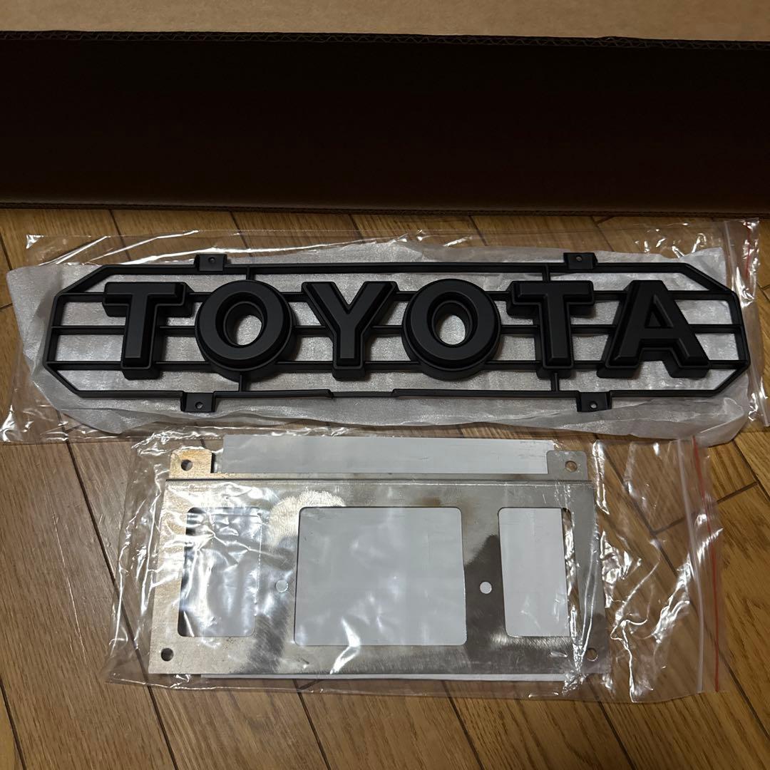 RAV4 アドベンチャー 50系 タコマ風グリル