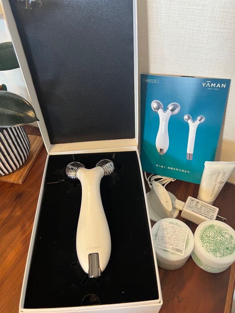 YA-MAN ヤーマン　WAVY ウェイビー　EP-15W 美顔器　EMS
