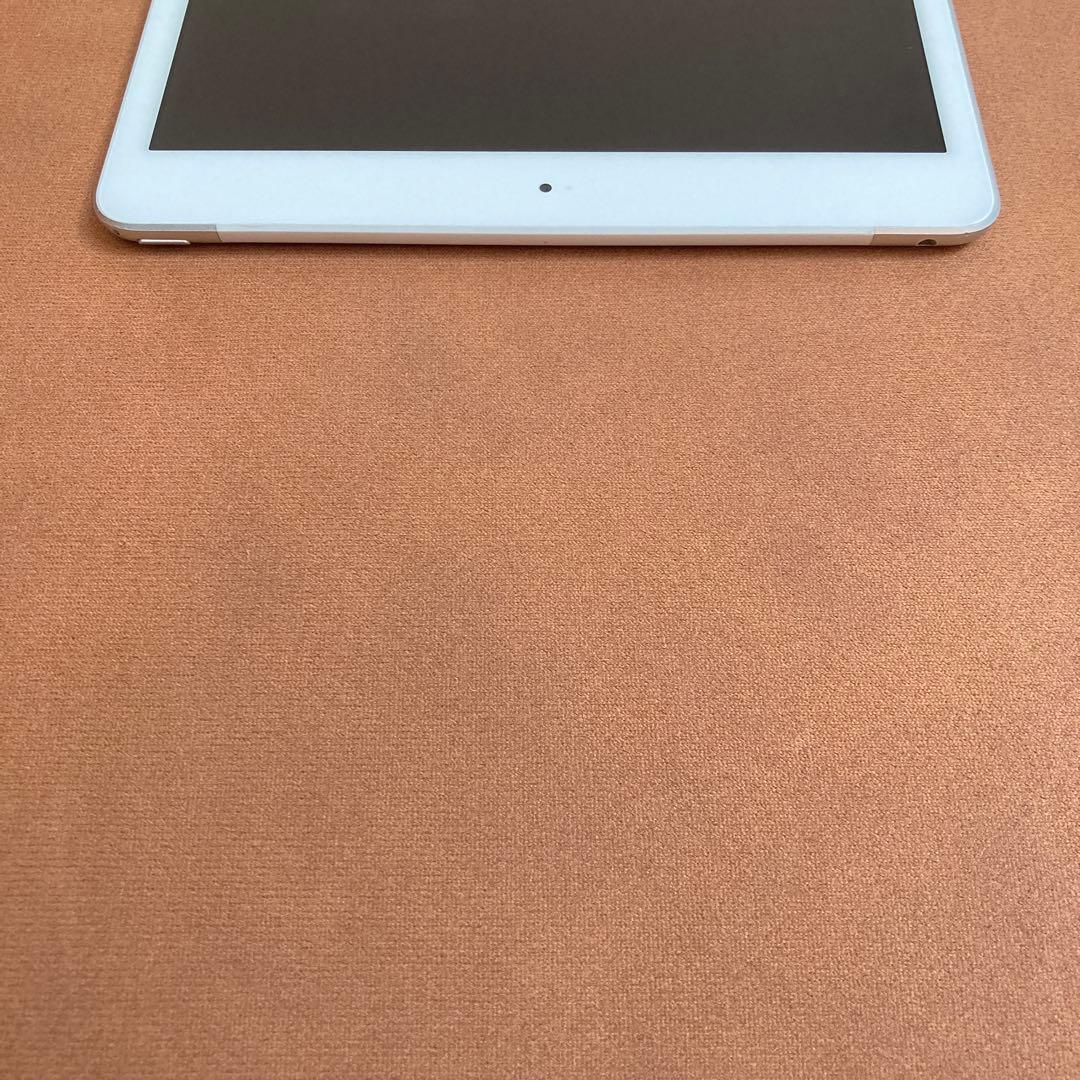 559【早い者勝ち】iPad8 第8世代 32GB SIMフリー☆