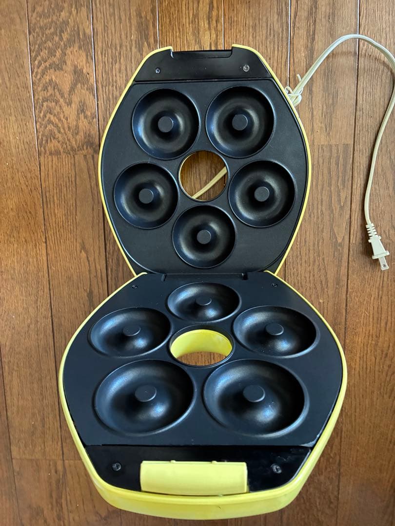 ワッフルメーカー　マフィン　ドーナツ　4つセット　プーさん