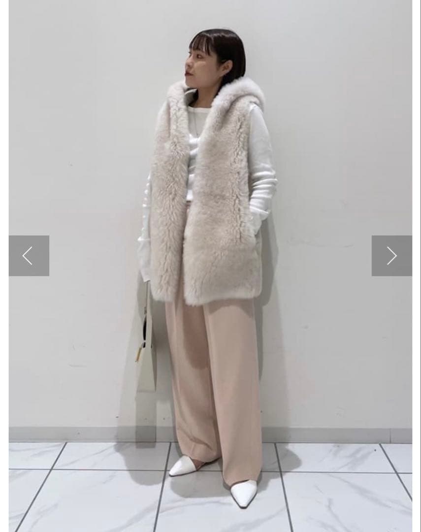 セール　ウィムガゼット　フーデッドファージレ　エクリュ