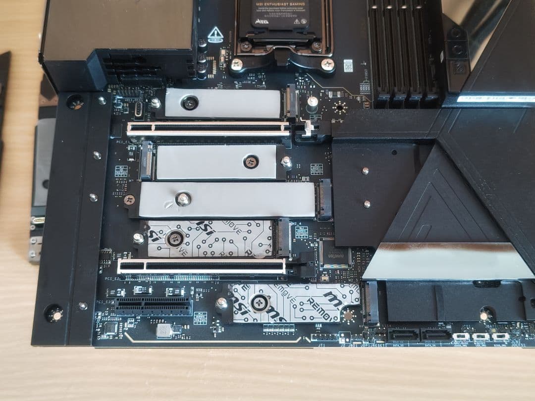 ☆るる出品ページ☆ msi x870e godlike マザーボード