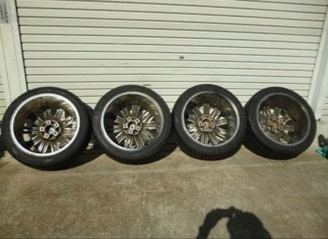 本日発送可 メッキアルミホイル・ダンロップスタッドレスタイヤDSX2 18インチ