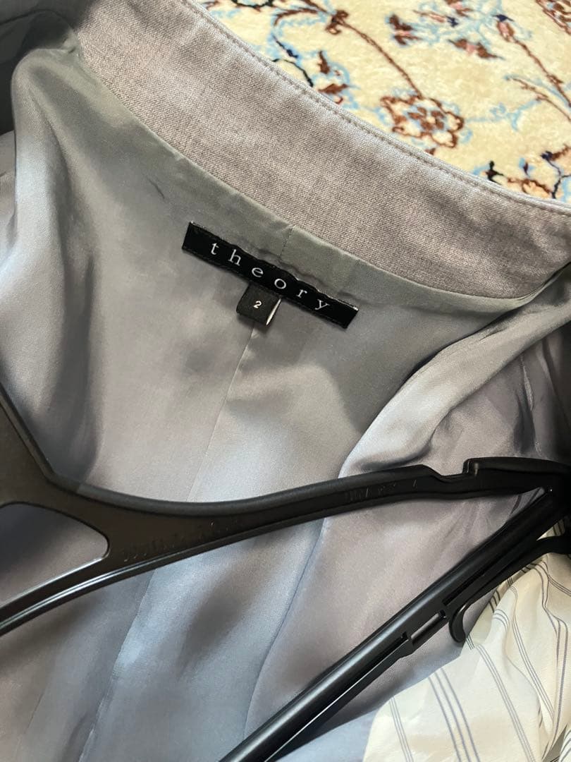 セオリースーツ♦︎ライトグレー♦︎サイズ2