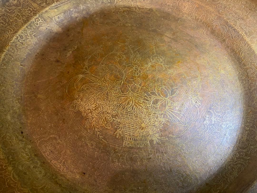 中国　清代　黄青銅　装飾洗面器　鑑賞スタンド付 ・ヴィンテージ レア